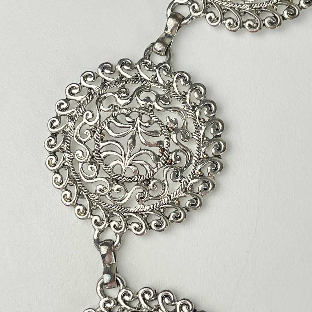 VINTAGE Filigree Medallion Concho Metal Chain Bel… - image 10