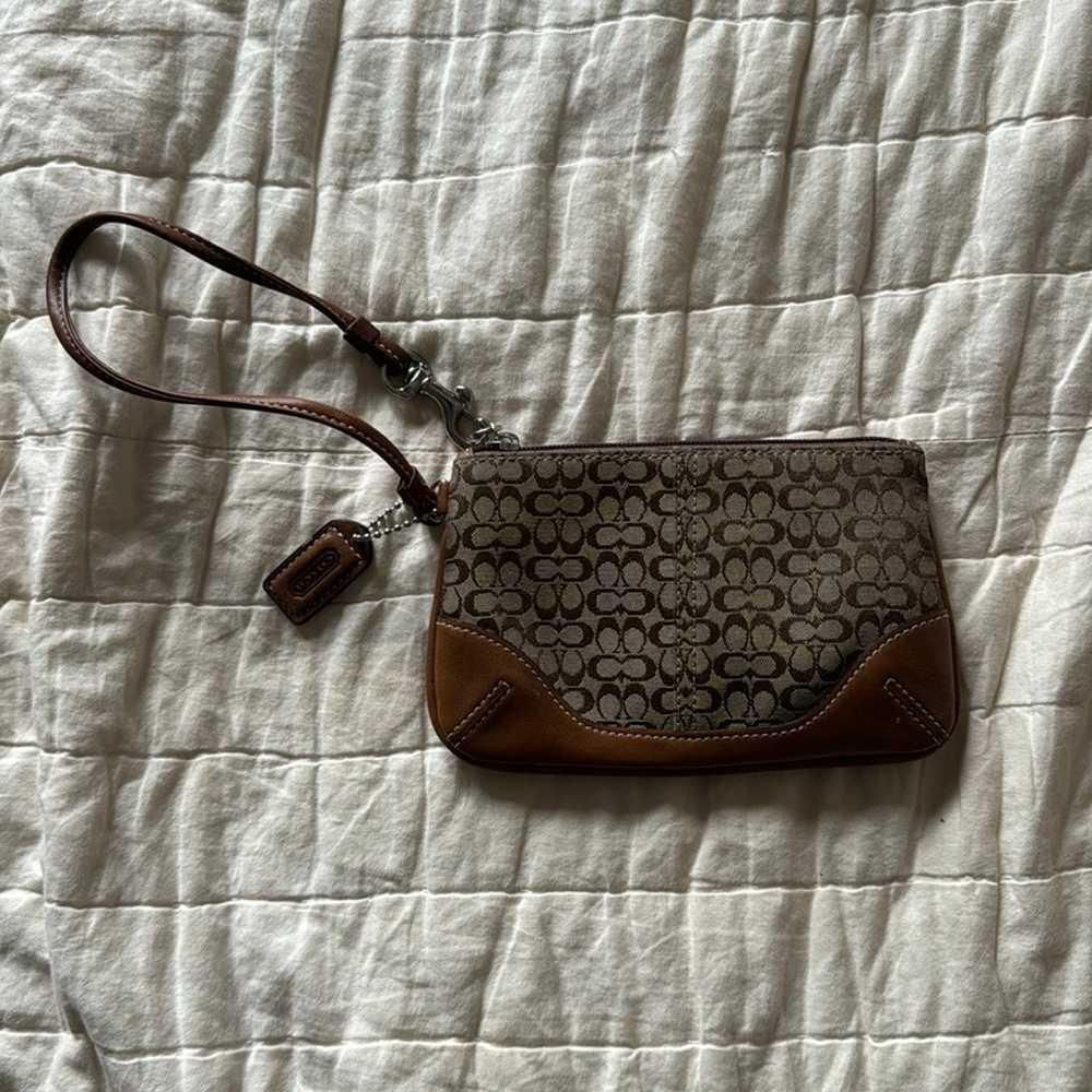 vintage coach wristlet - image 5