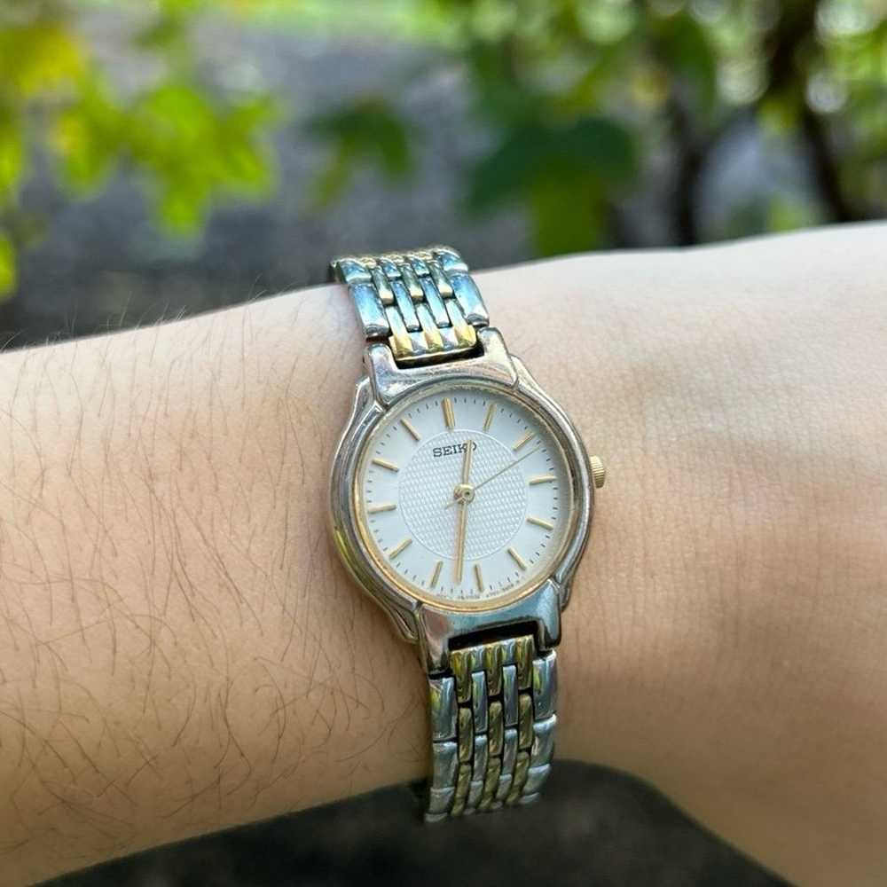 Seiko Gold and Silver Toned Bracelet Watch Vintag… - image 1