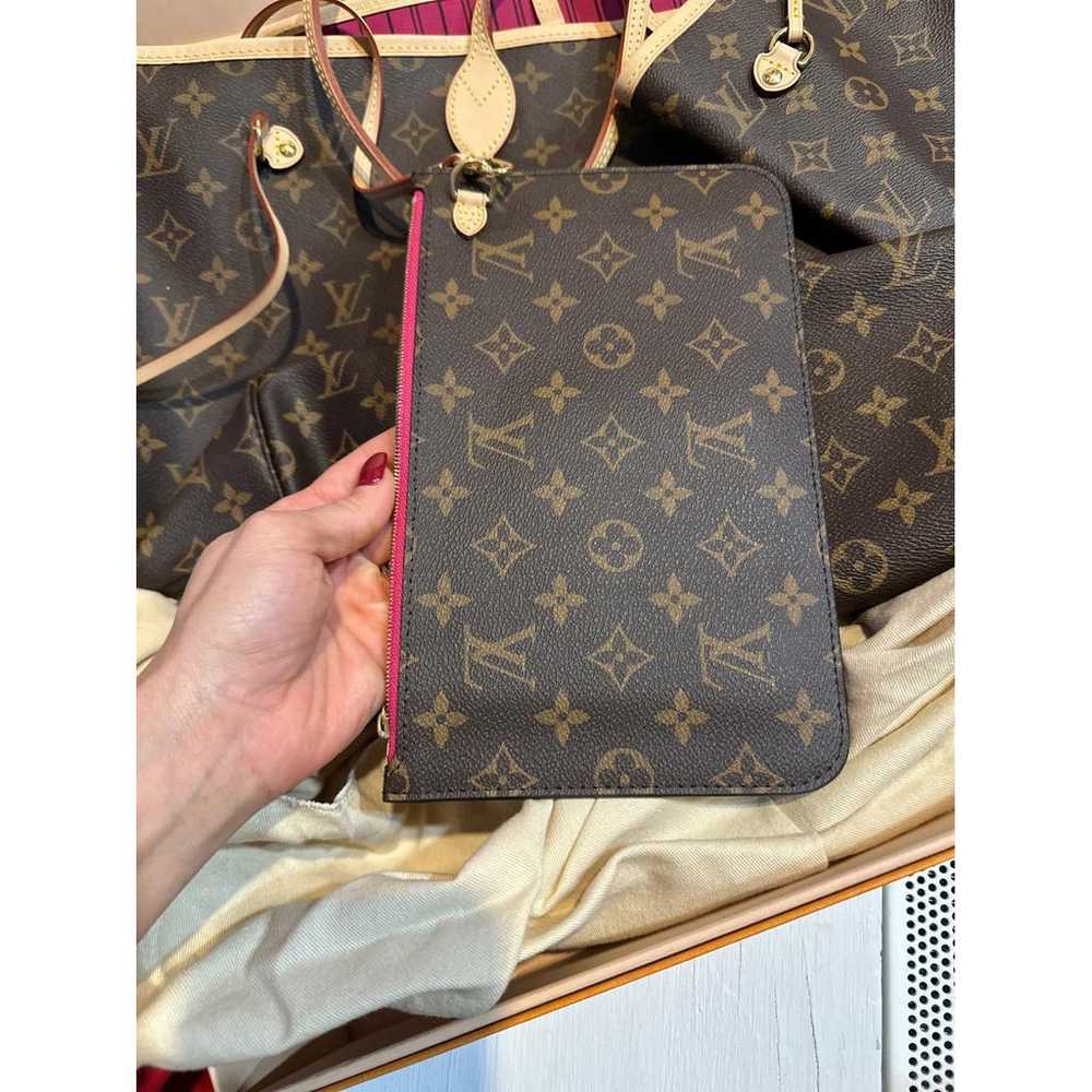 Louis Vuitton Neverfull tote - image 6