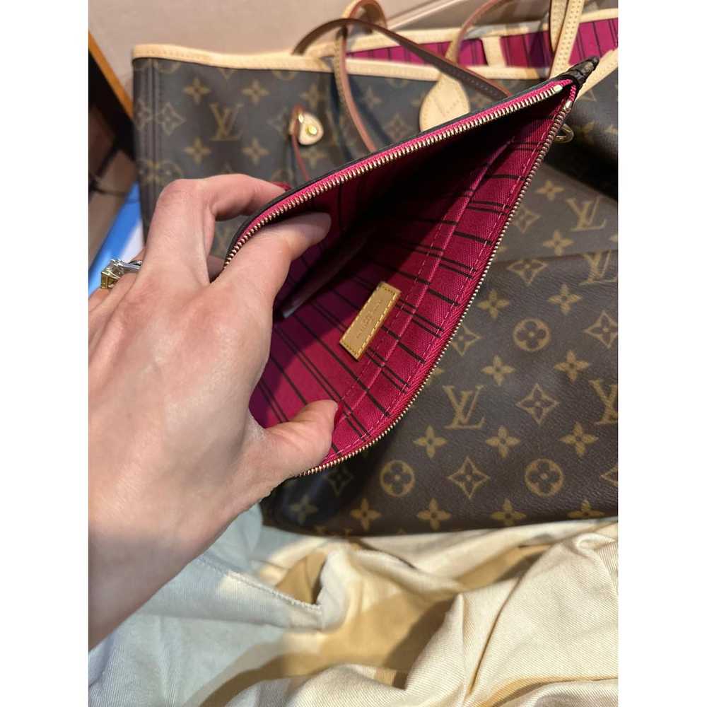 Louis Vuitton Neverfull tote - image 7