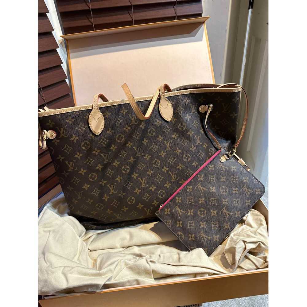 Louis Vuitton Neverfull tote - image 9