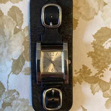 GUESS Womens Analogue Watch (leather)