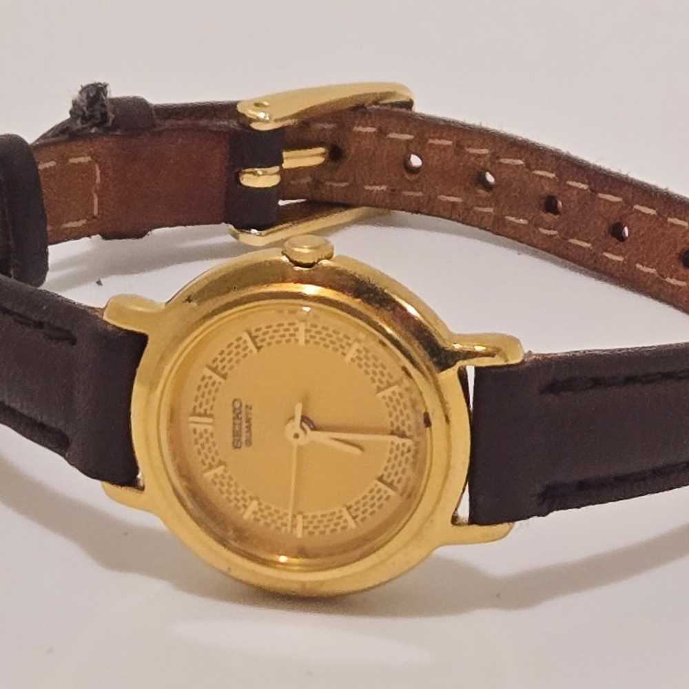 Vintage Seiko Ladies' Gold Tone Watch 4N01-0441. … - image 3