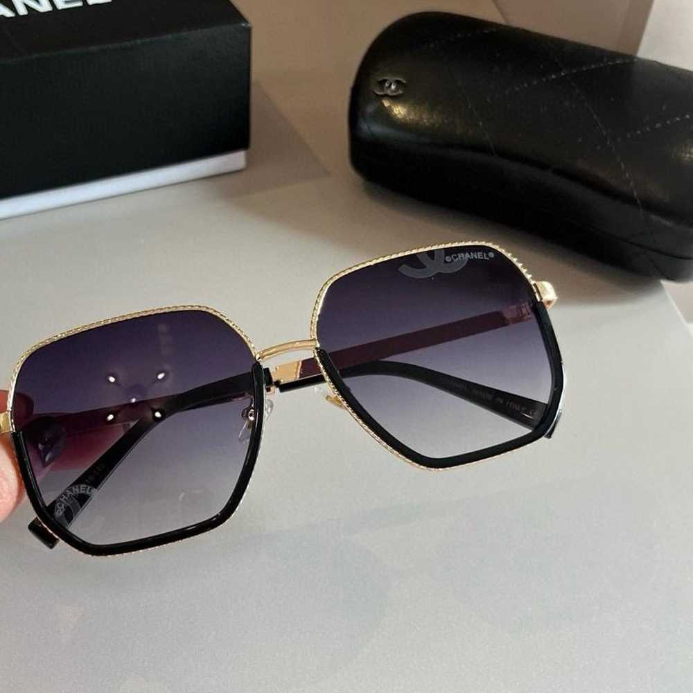 sunglasses for women - image 1