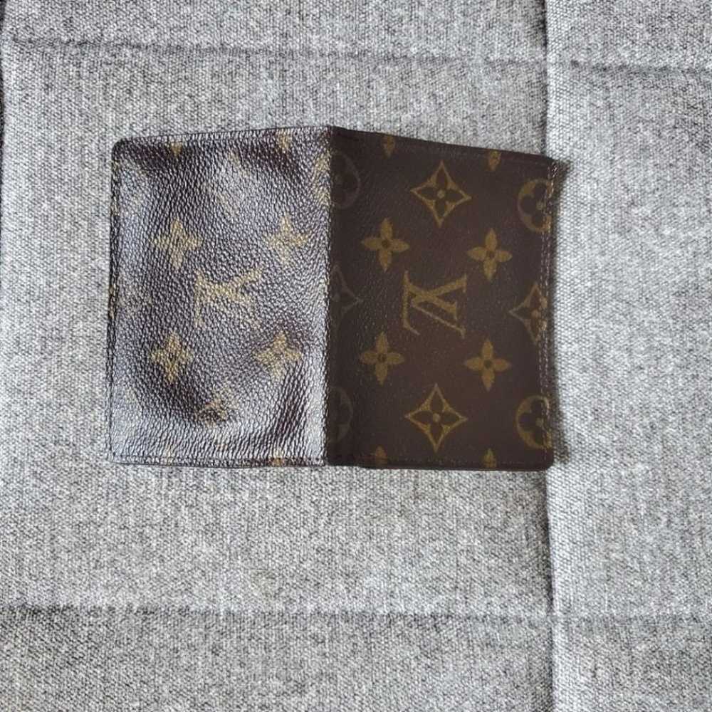 Authentic Louis Vuitton Vintage Monogram Brown Le… - image 2