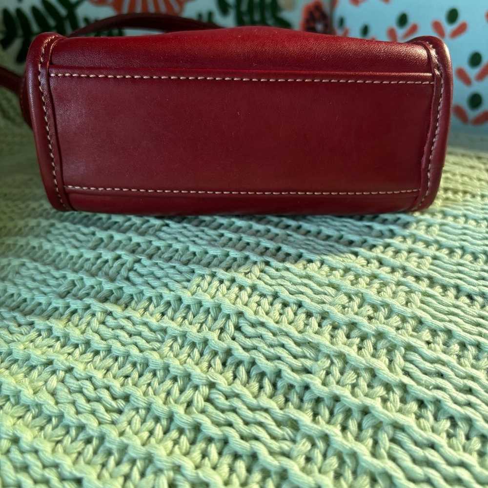 Vintage Coach Bellini Zip 9139 In Apple Red - image 6