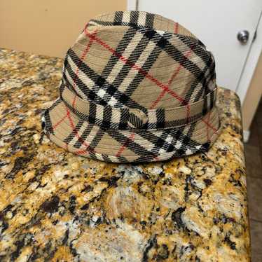 Burberry Tan Black Nova Check Print Visor deals Brimmed Adjustable Hat Vintage