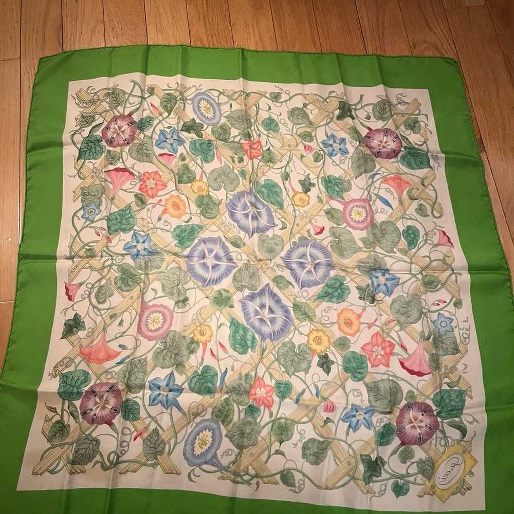 Vintage Gucci silk scarf - image 10