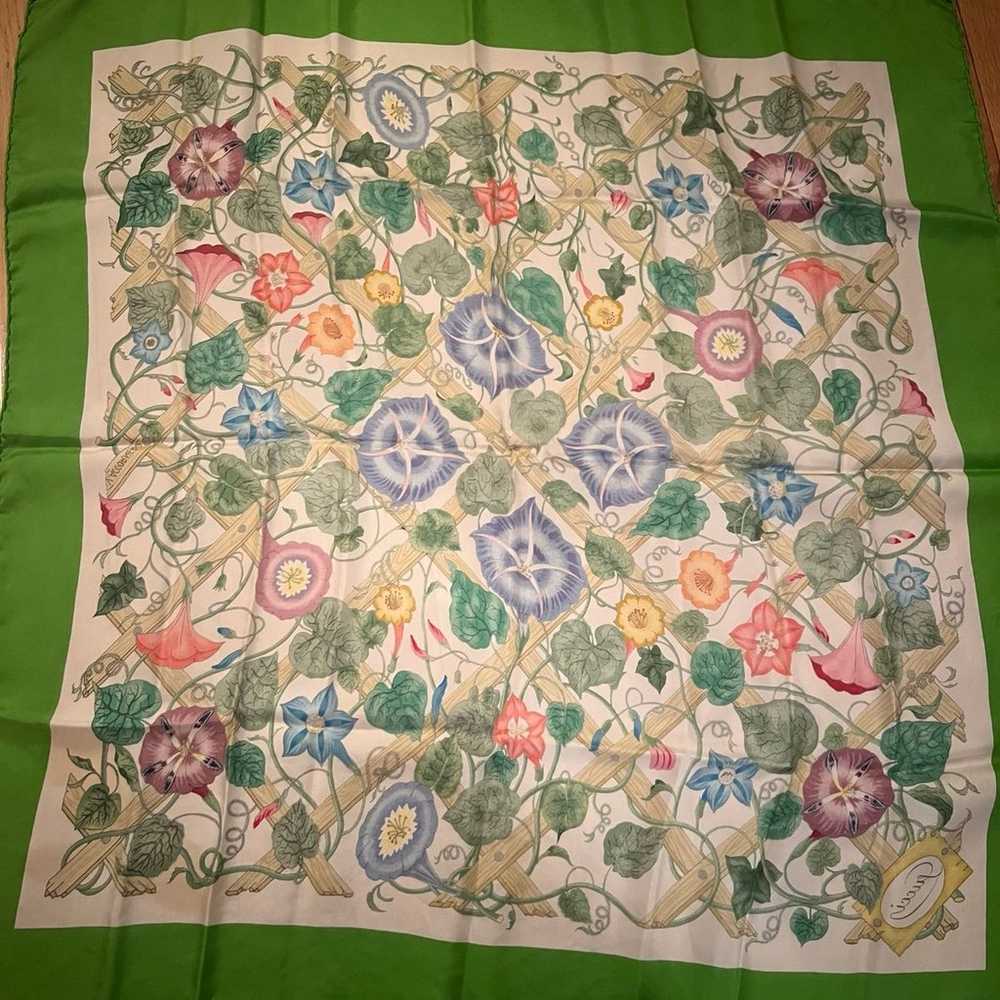 Vintage Gucci silk scarf - image 11