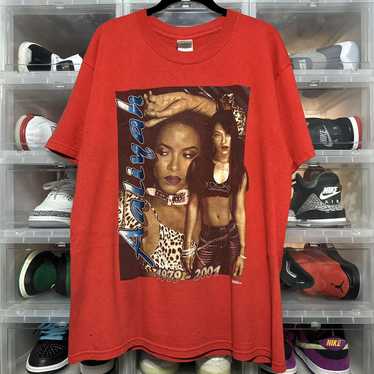 Rap Tees × Streetwear × Vintage Vintage Y2K Aaliy… - image 1