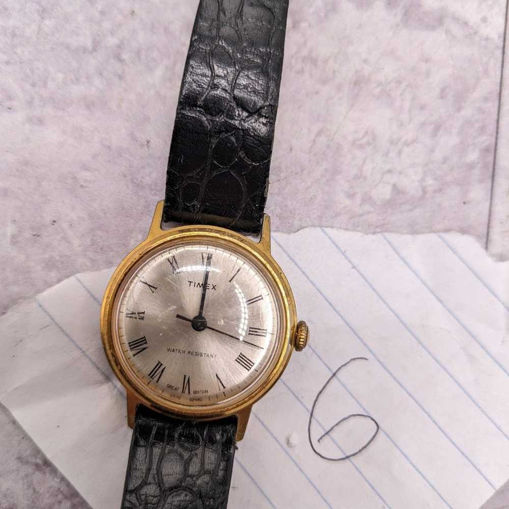 Vintage Timex wind up watch works - image 1