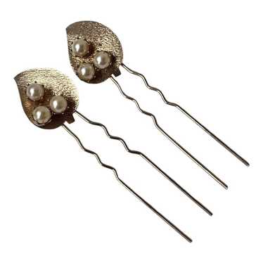 Set of 2 Vintage Faux Pearl Gold Tone Hair Pins B… - image 1