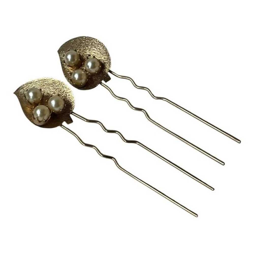 Set of 2 Vintage Faux Pearl Gold Tone Hair Pins B… - image 2