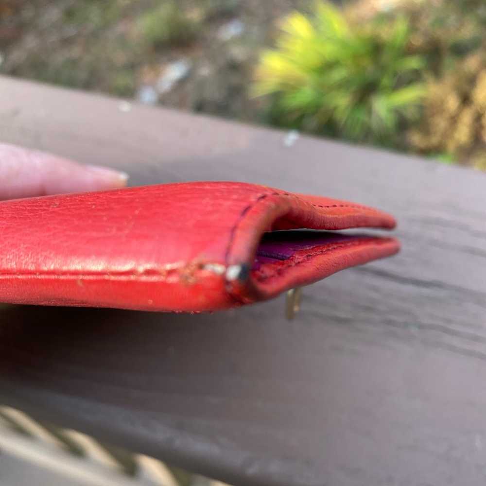 Vintage Solid Red Fossil Cow Hide Leather Wallet/… - image 8