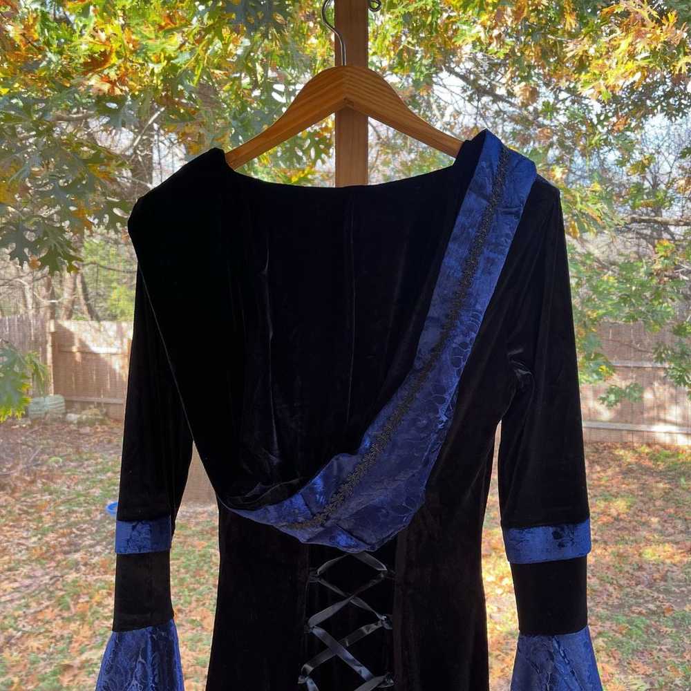 Victorian Choice Women's Black And Blue Velvet Me… - image 6