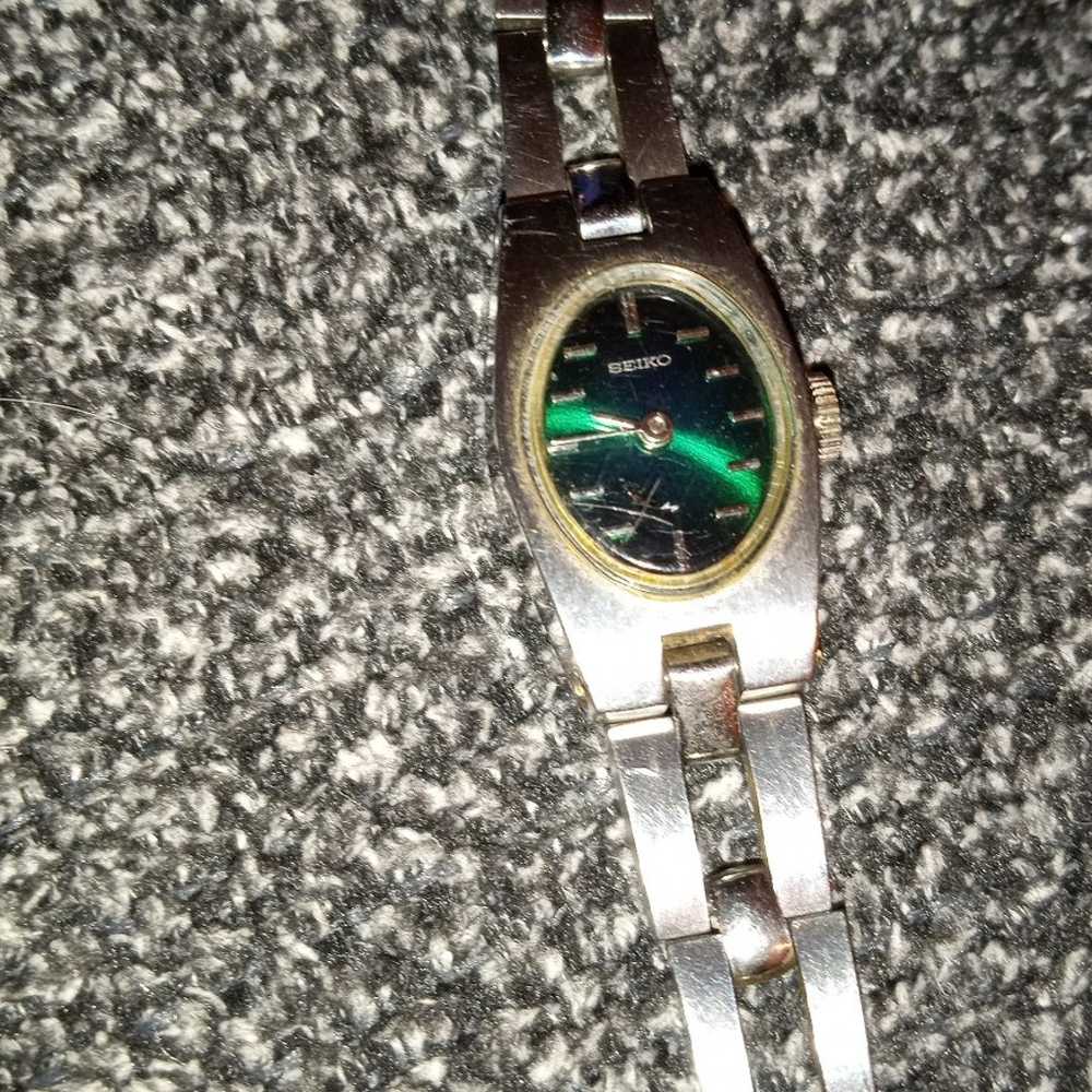 Vintage Green Faced Seiko Ladies Watch - image 1