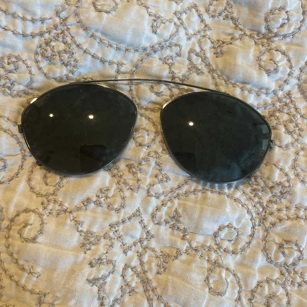 1 Pair Vintage Clip On Sun Black Glasses - image 1