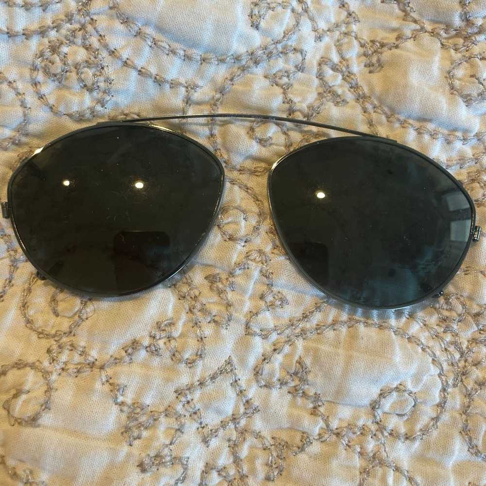 1 Pair Vintage Clip On Sun Black Glasses - image 2