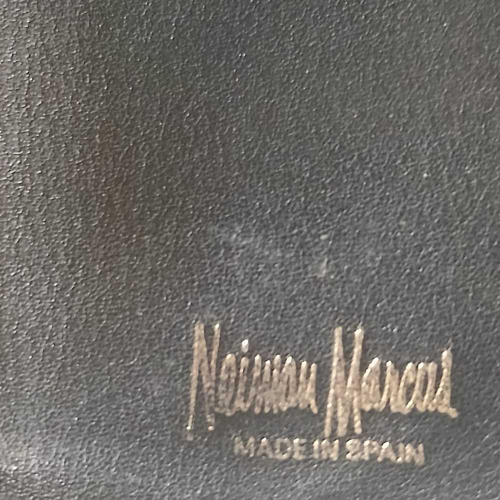 VINTAGE  NEIMAN MARCUS WALLET - image 11