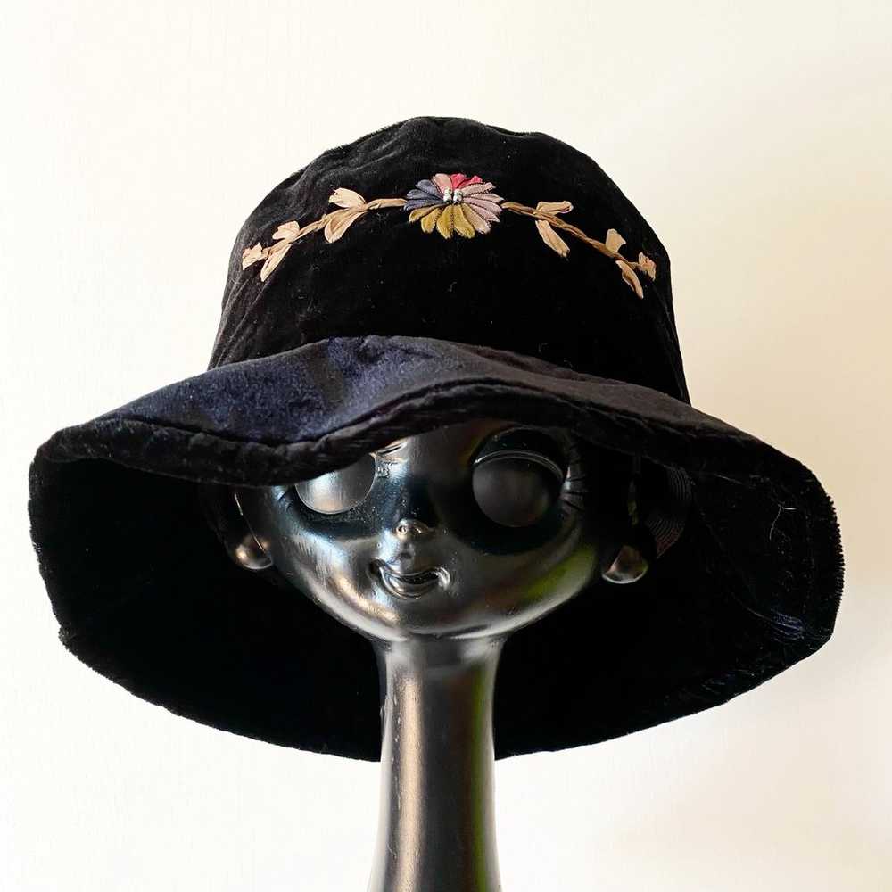 Vintage Black Velvet Hat - image 1