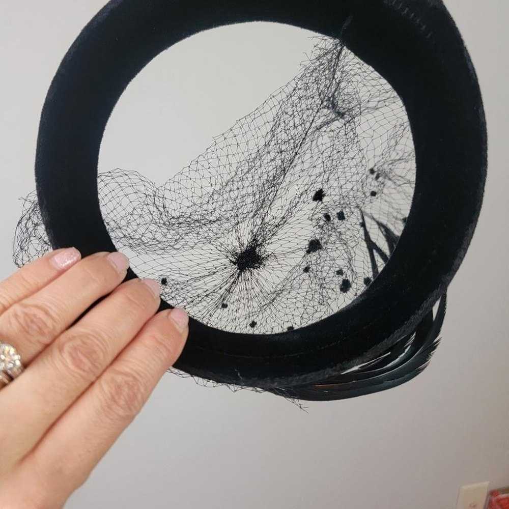 Black Rose Velvet Vintage Feather Net Headband Hat - image 8