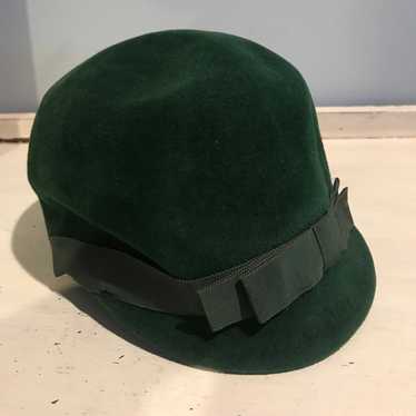 Vintage Biak Woman’s Cloche Hat Kelly Green Felt B