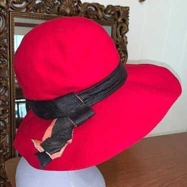 Vtg 60’s Sears Millinery Red felt hat/ black band