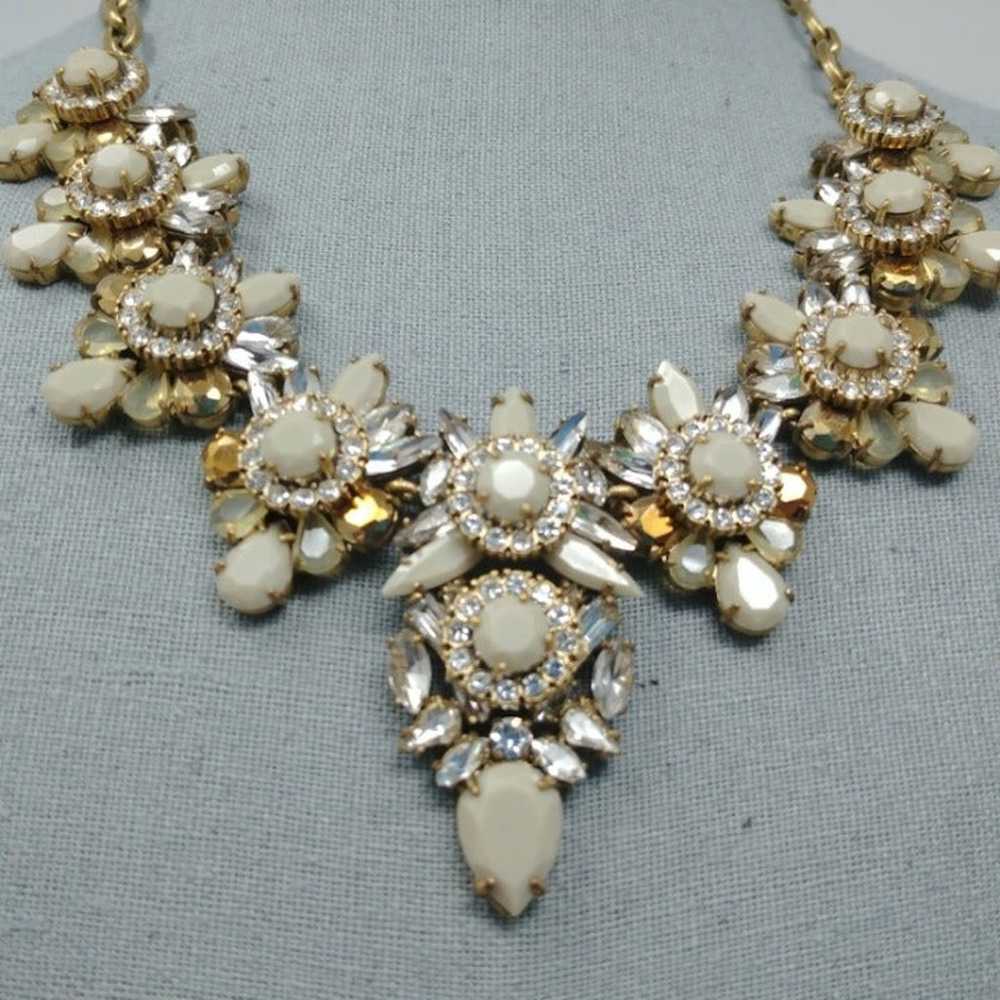 Beautiful Vintage Necklace - image 3