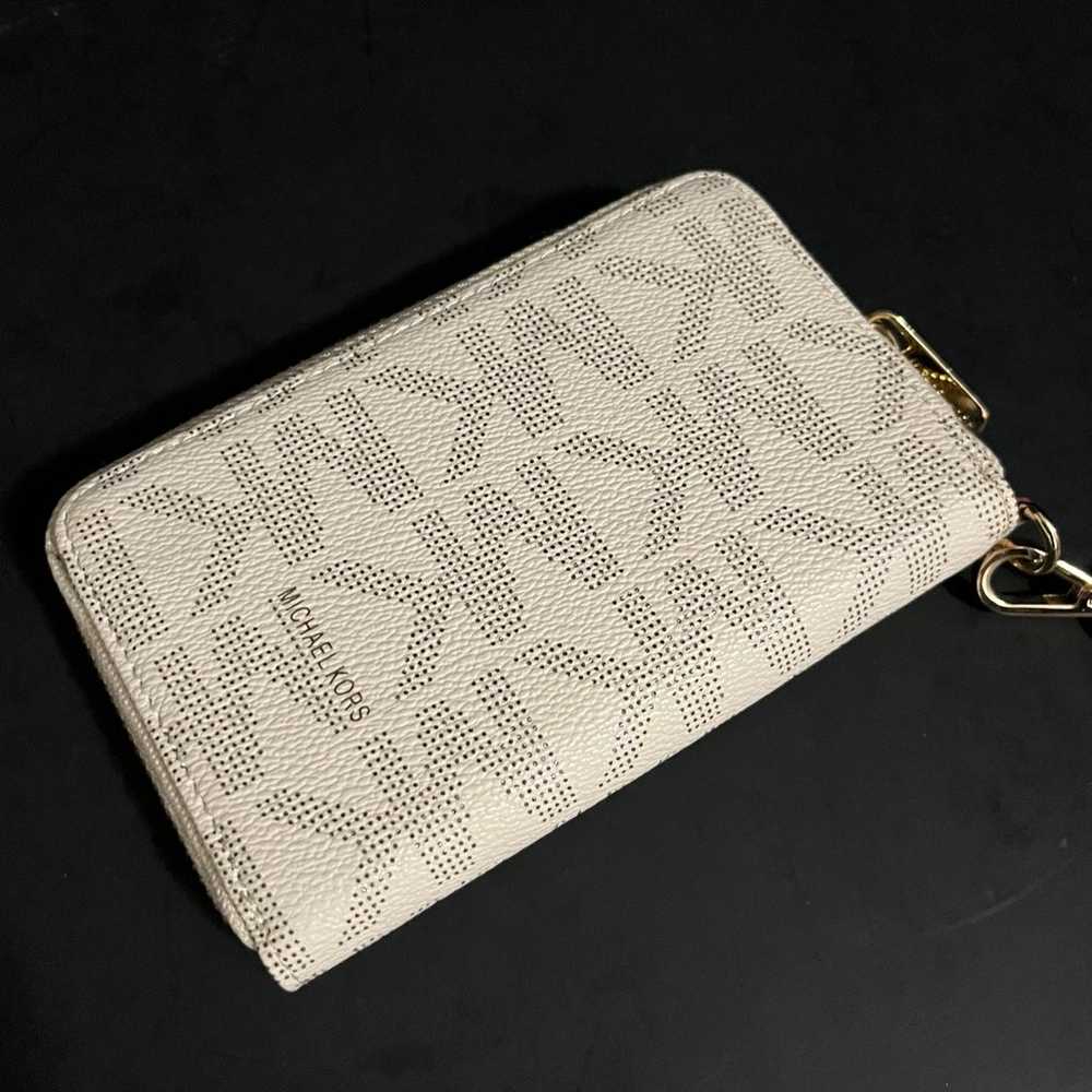 Michael Kors Wristlet - image 6