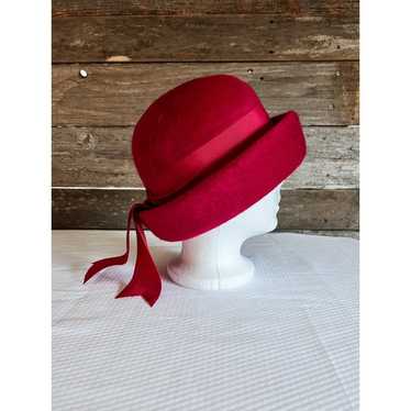 Vintage 1960s Cranberry Wool Bowler Womens Hat - … - image 1