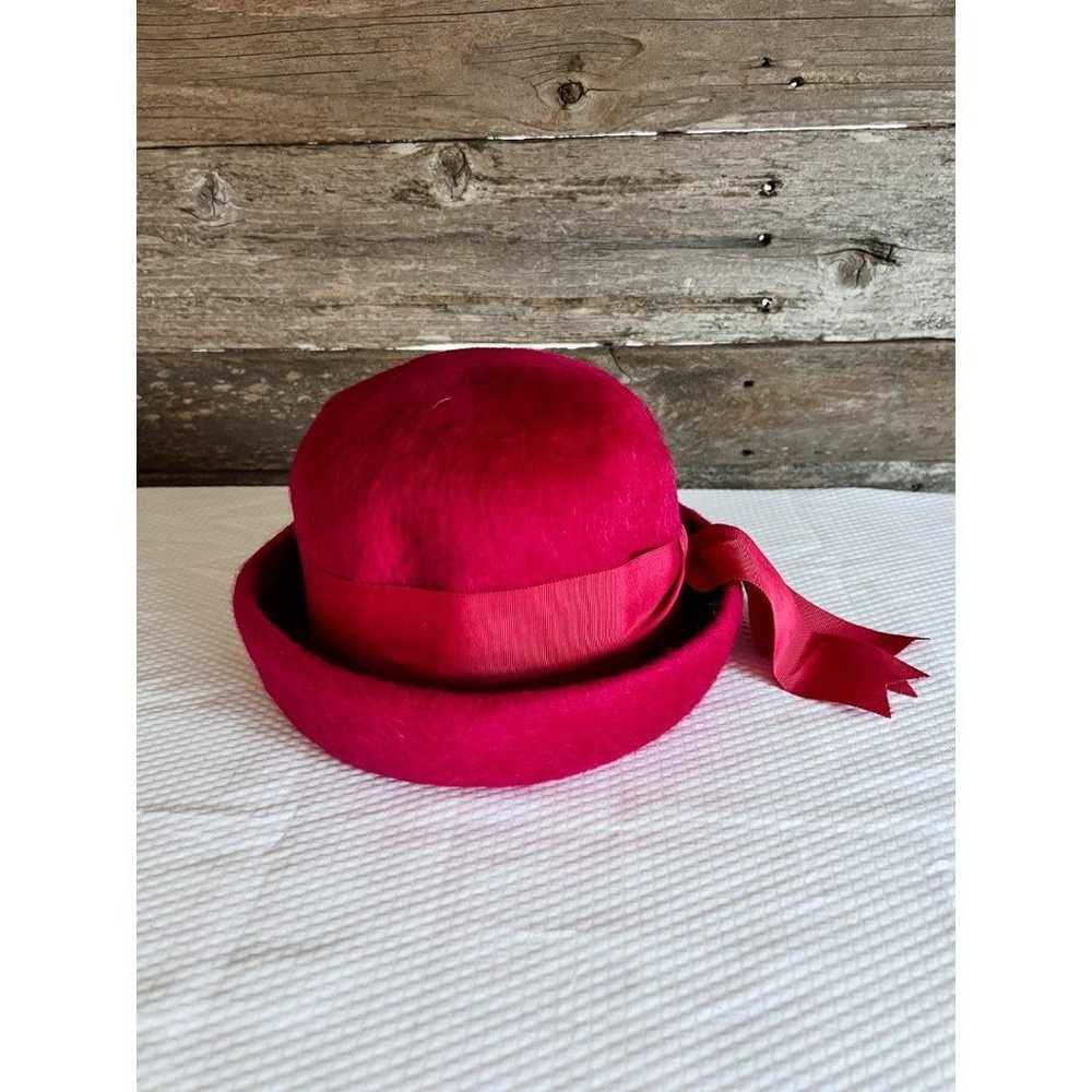 Vintage 1960s Cranberry Wool Bowler Womens Hat - … - image 6