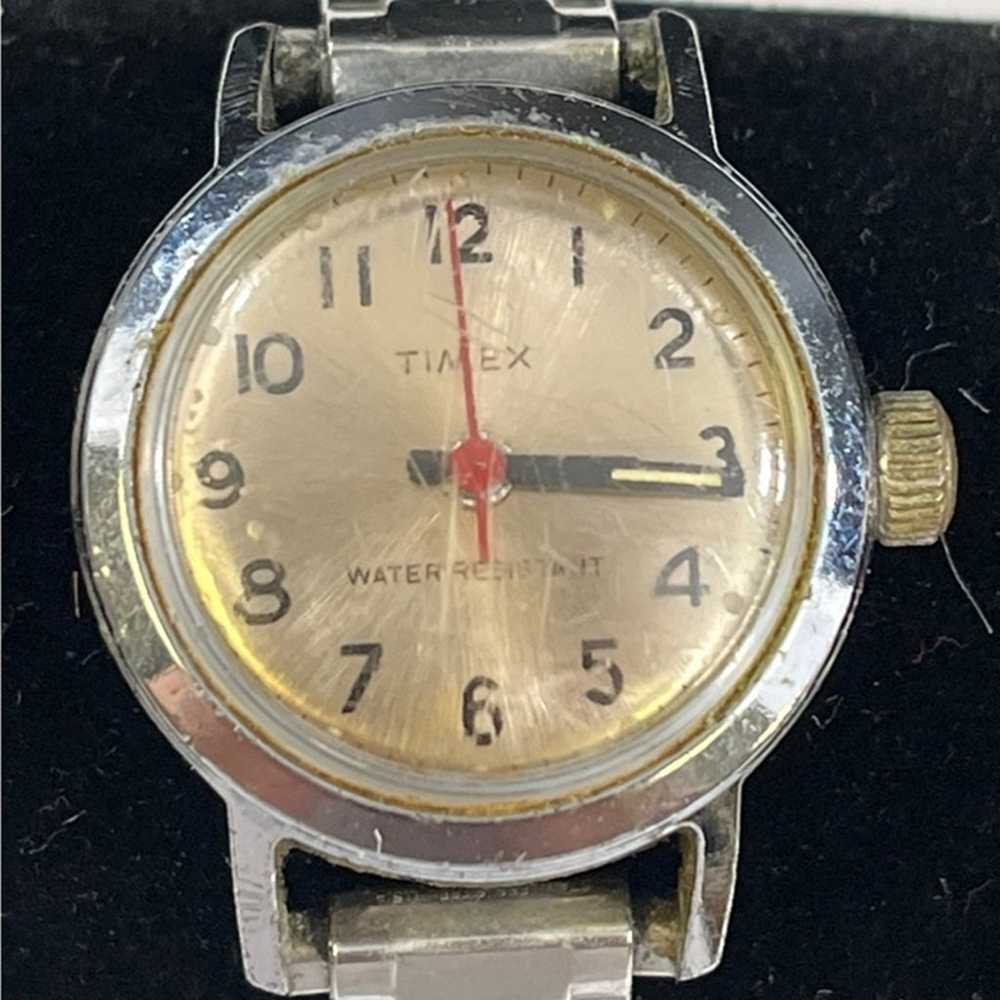 Vintage Timex Women's Silver Water Resistant Watc… - image 3