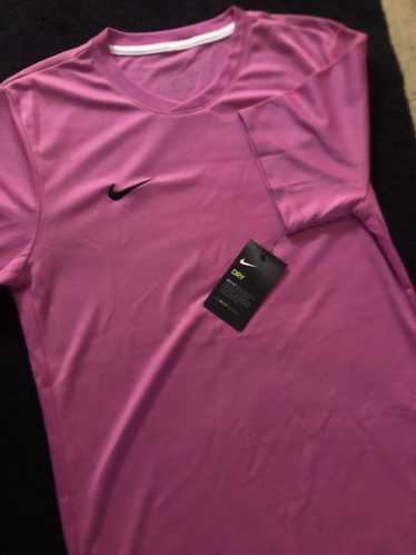 Nike Nike dri fit tee