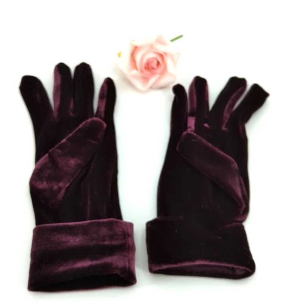 Deep Plum Vintage Gothic Glam Cuffed Velvet Glove… - image 1