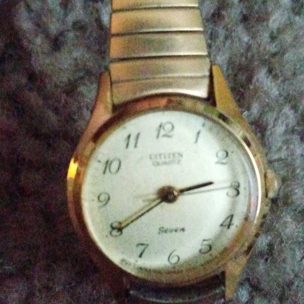 Women's vintage Citizen Quartz watch - image 1