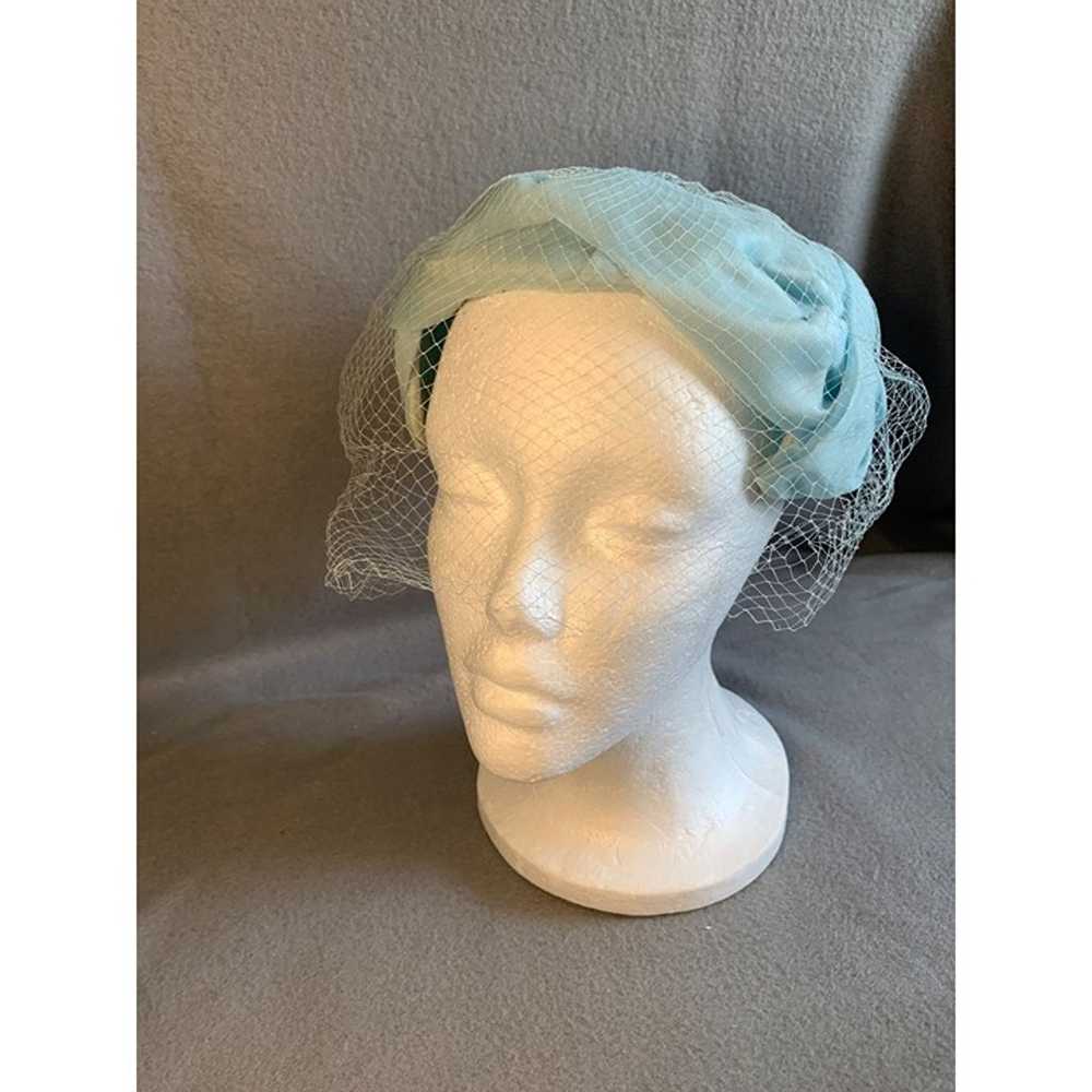 Ladies Light Blue Hat with Netting Vintage - image 10