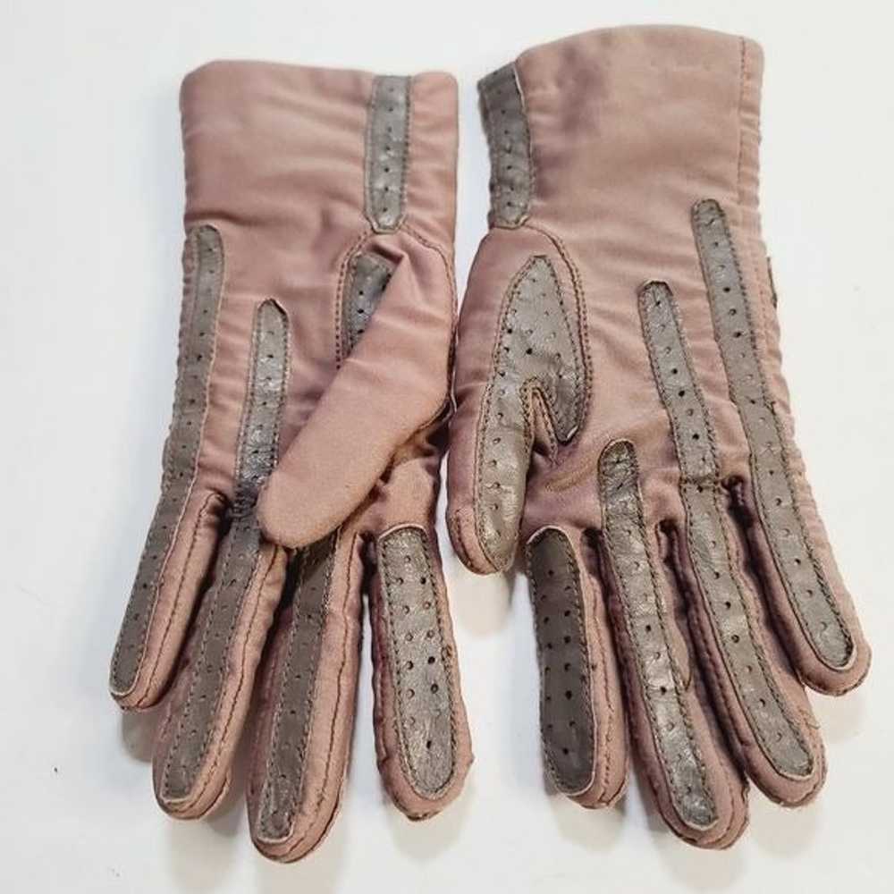 Vintage Aris Isotoner Brown Womens Gloves - image 4