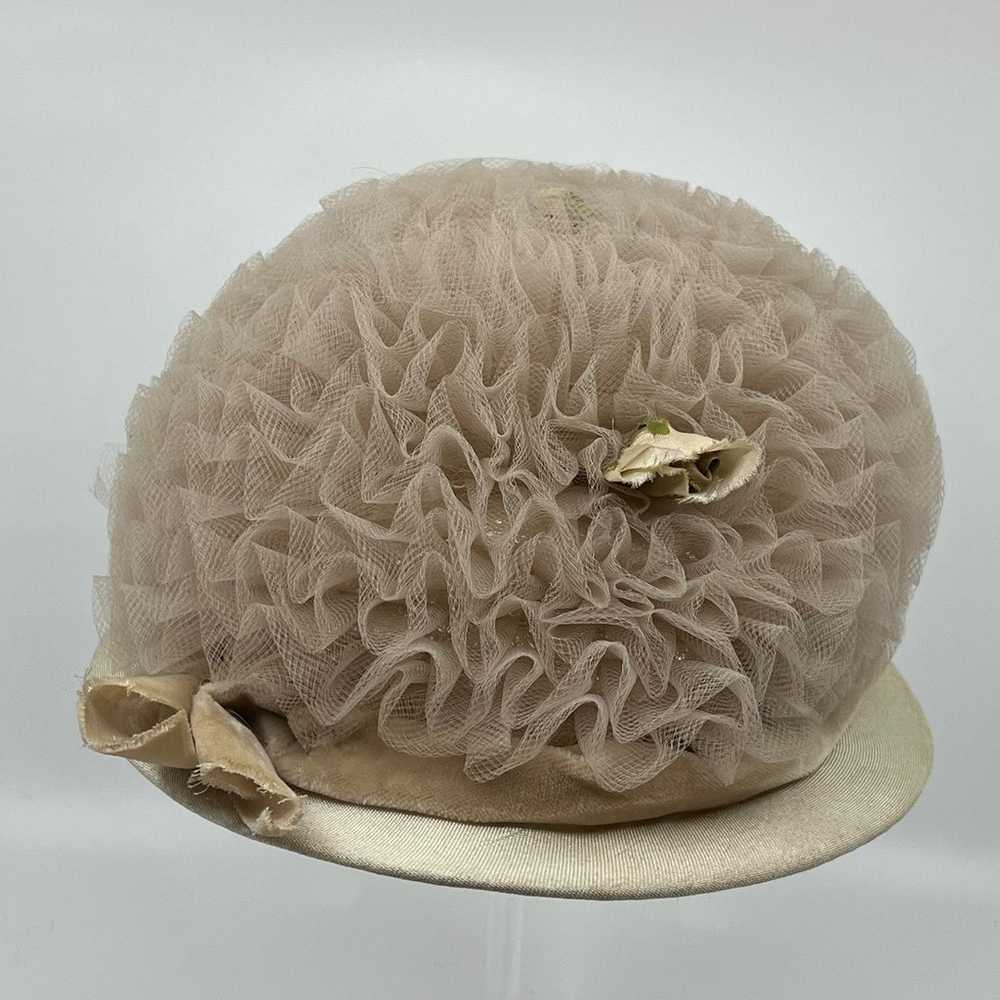 Vintage Beige/Cream Tulle Hat Daytons Flowers and… - image 1