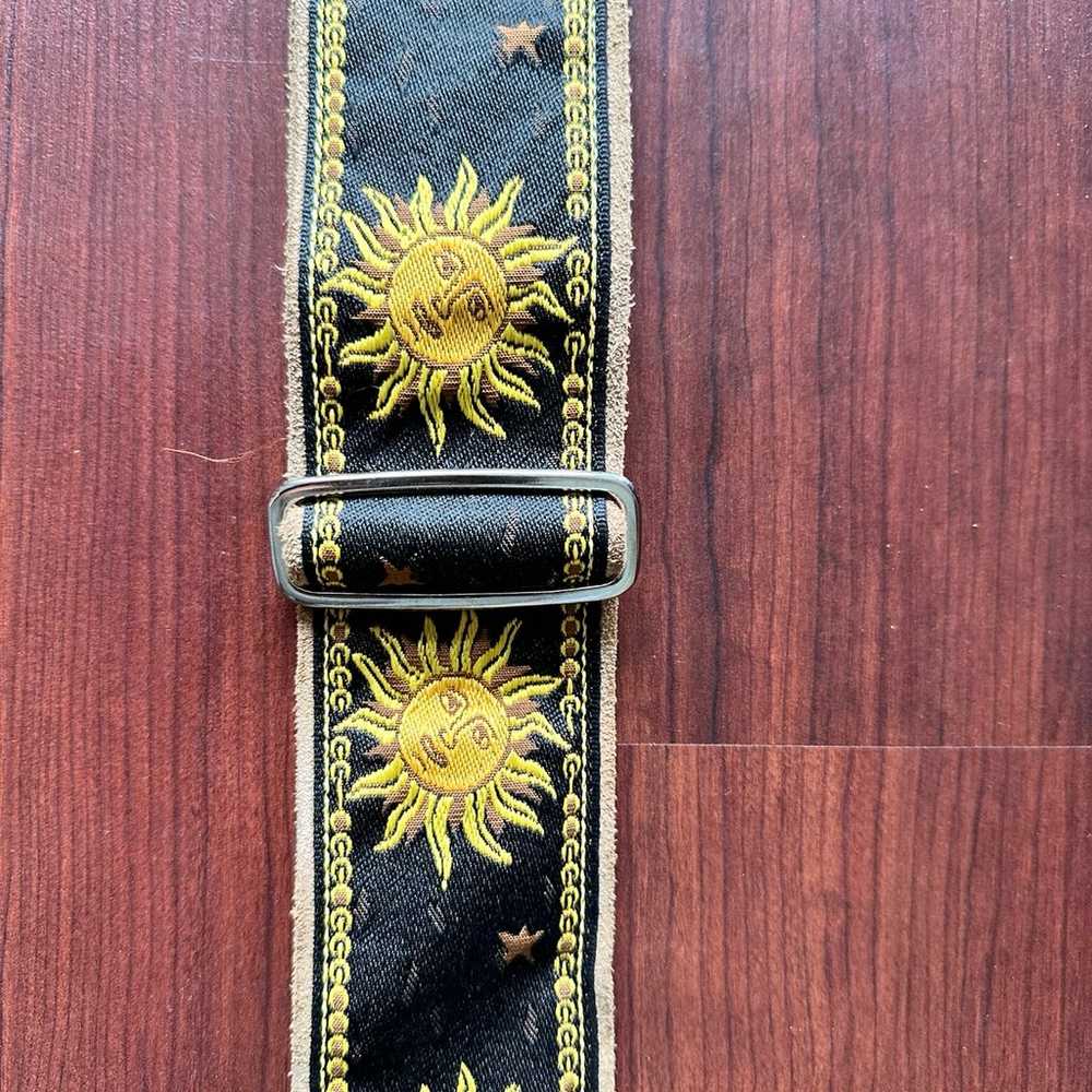 Vintage Levy's Leathers Guitar Strap with Sun Pat… - image 7