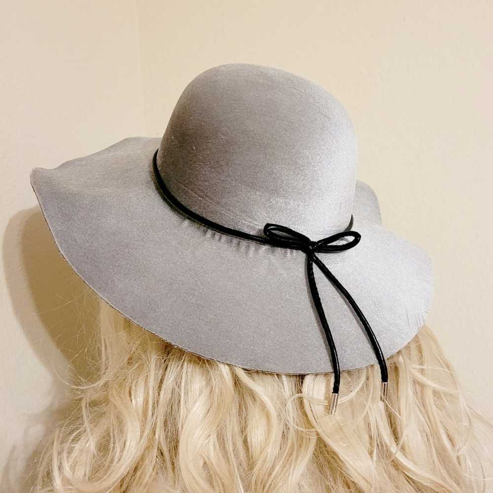 VINTAGE SILVER VELVET FLOPPY HAT WITH BLACK LEATH… - image 8