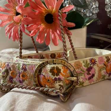 Lucky  Brand Vintage Embroidered  belt