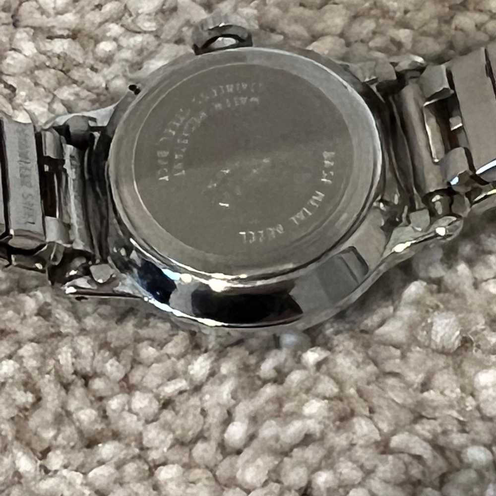 Vintage Timex women's wind-up watch - image 3