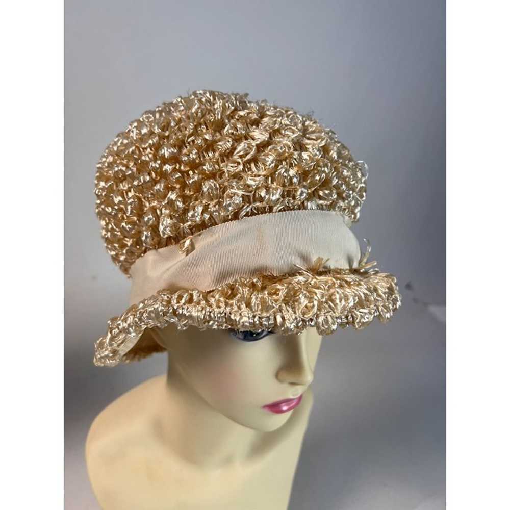 Vintage 1960s Beige Straw Cloche Hat With Ribbon … - image 2