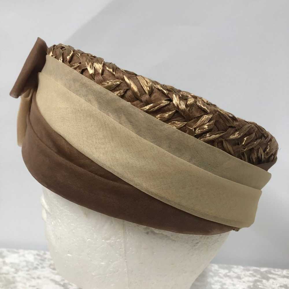 Vintage woven women’s hat with bow - image 4