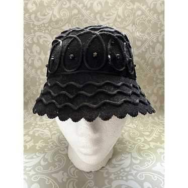 Vintage Black Glamour Felts Wool Cloche Flapper H… - image 1