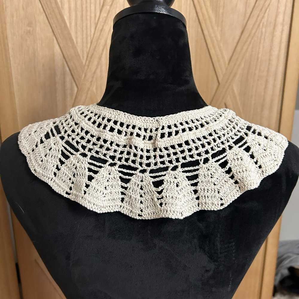 Handmade vintage crochet lace collar - image 1