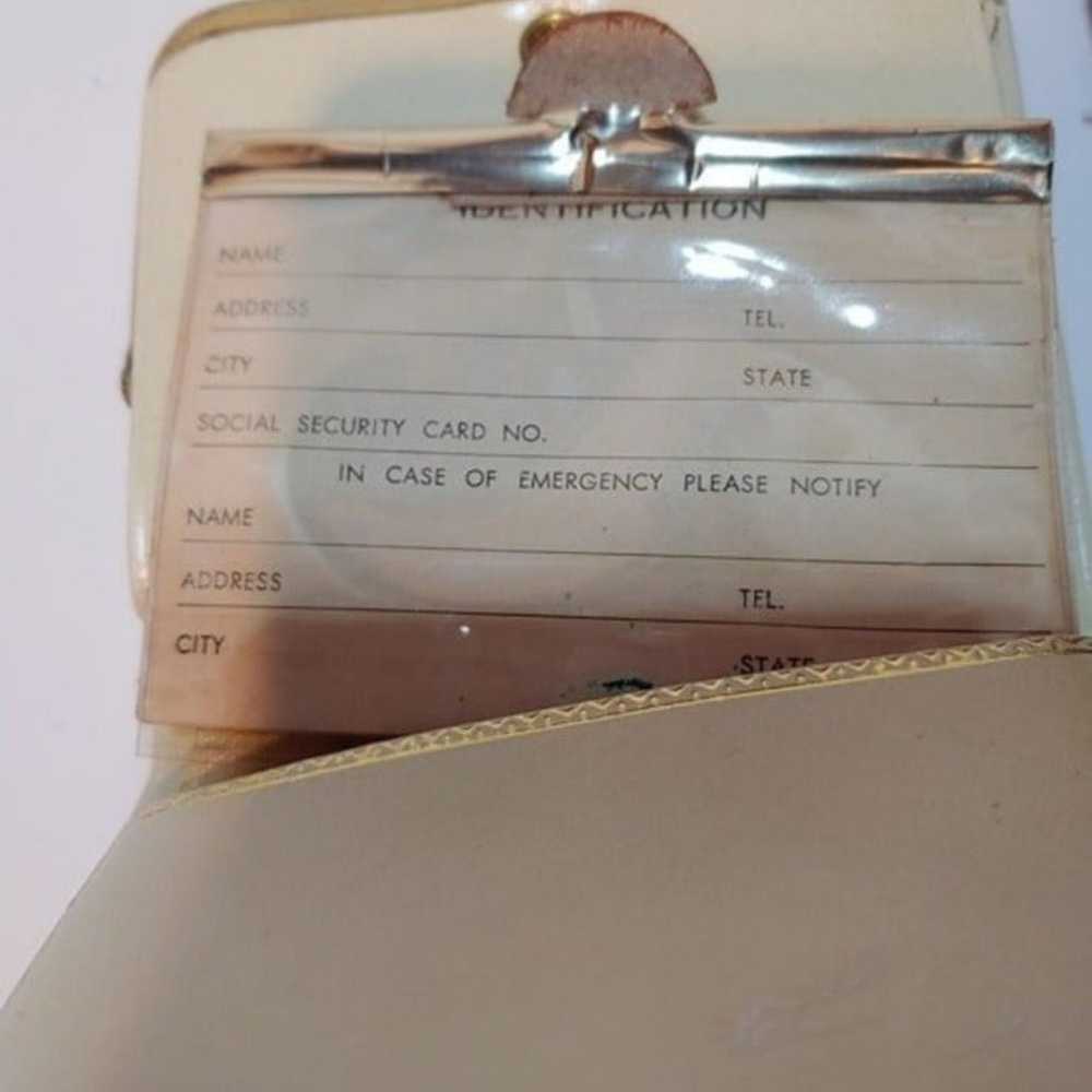 1950's Danielle de Paris Wallet - image 10