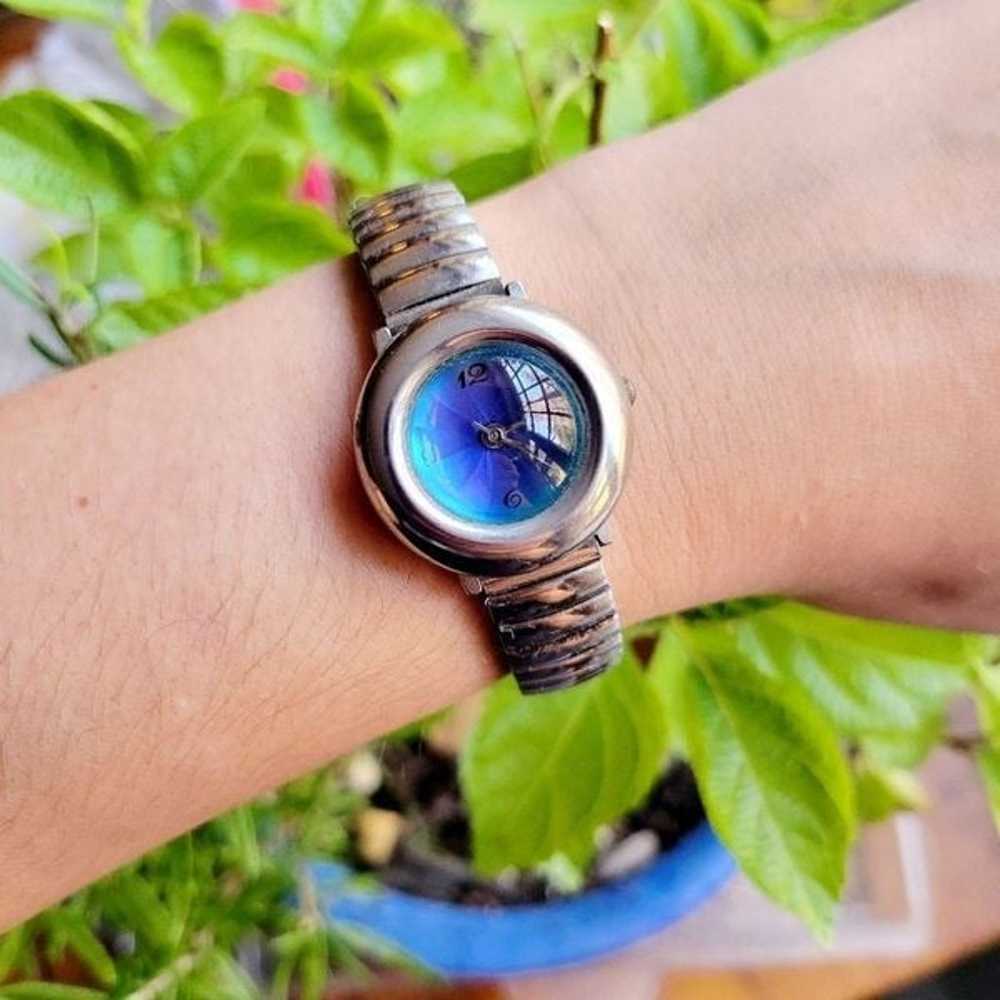 Vintage Silver & Blue Bubble Classic Womens Woman… - image 5