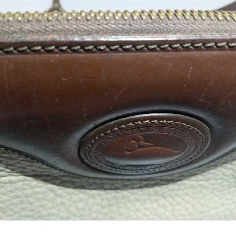 VTG DOONEY AND BOURKE BROWN LEATHER AND IVORY CLA… - image 4